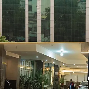 https://hotel-wti-airport.top-gurgaonhotels.com